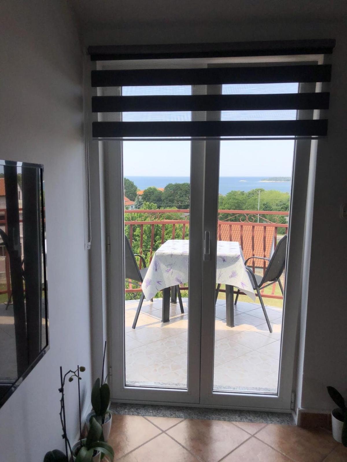 Apartman Sara Rovinj Exterior foto